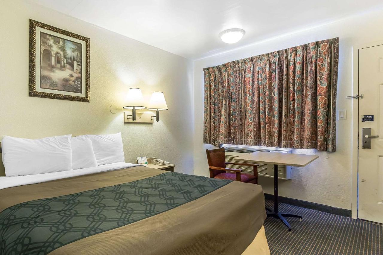 Rodeway Inn Nashville Exteriér fotografie
