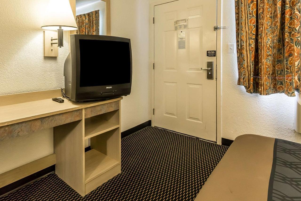 Rodeway Inn Nashville Exteriér fotografie