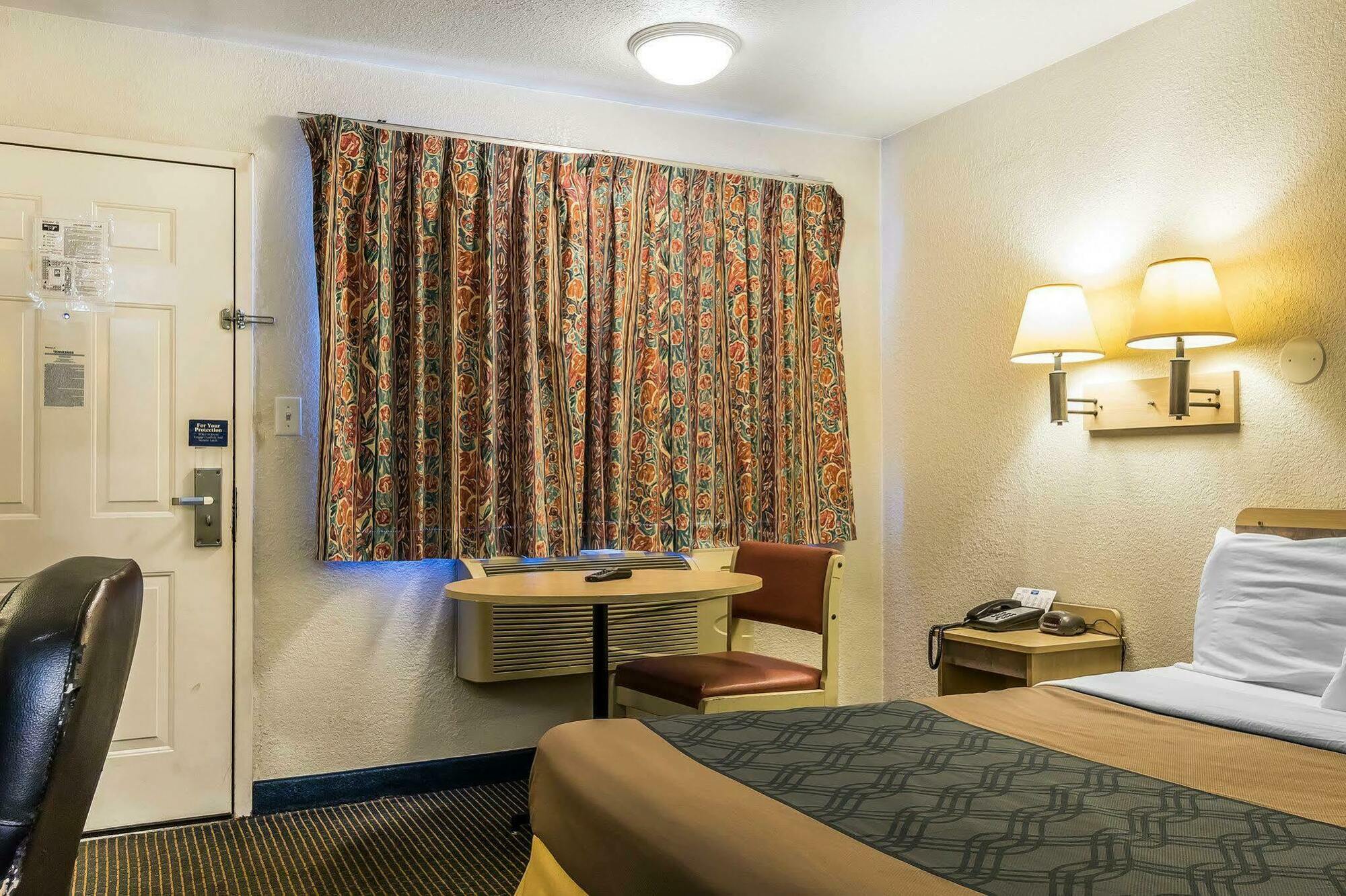 Rodeway Inn Nashville Exteriér fotografie