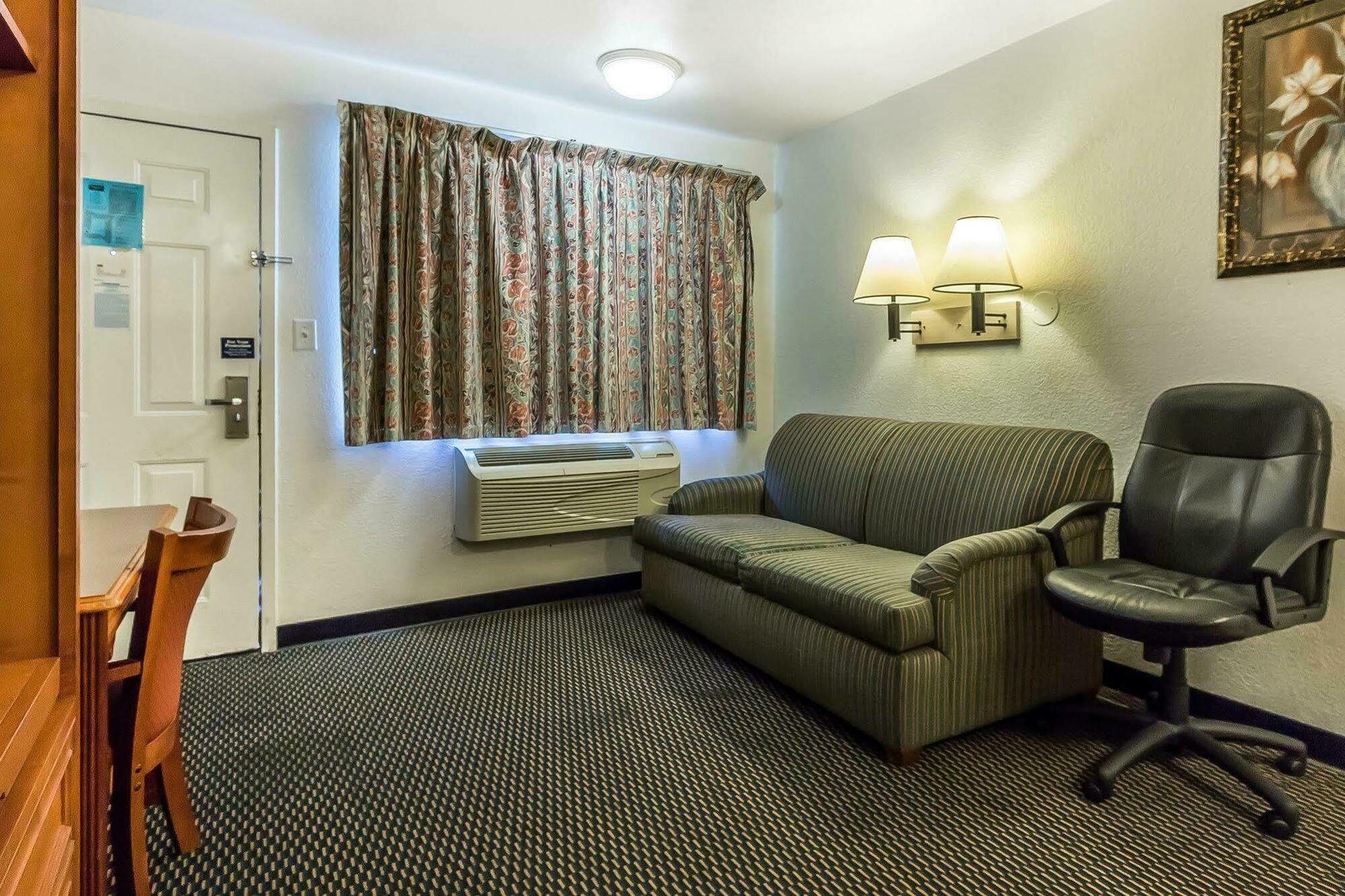 Rodeway Inn Nashville Exteriér fotografie