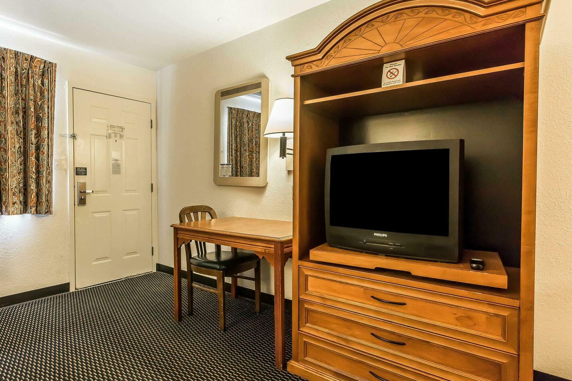 Rodeway Inn Nashville Exteriér fotografie